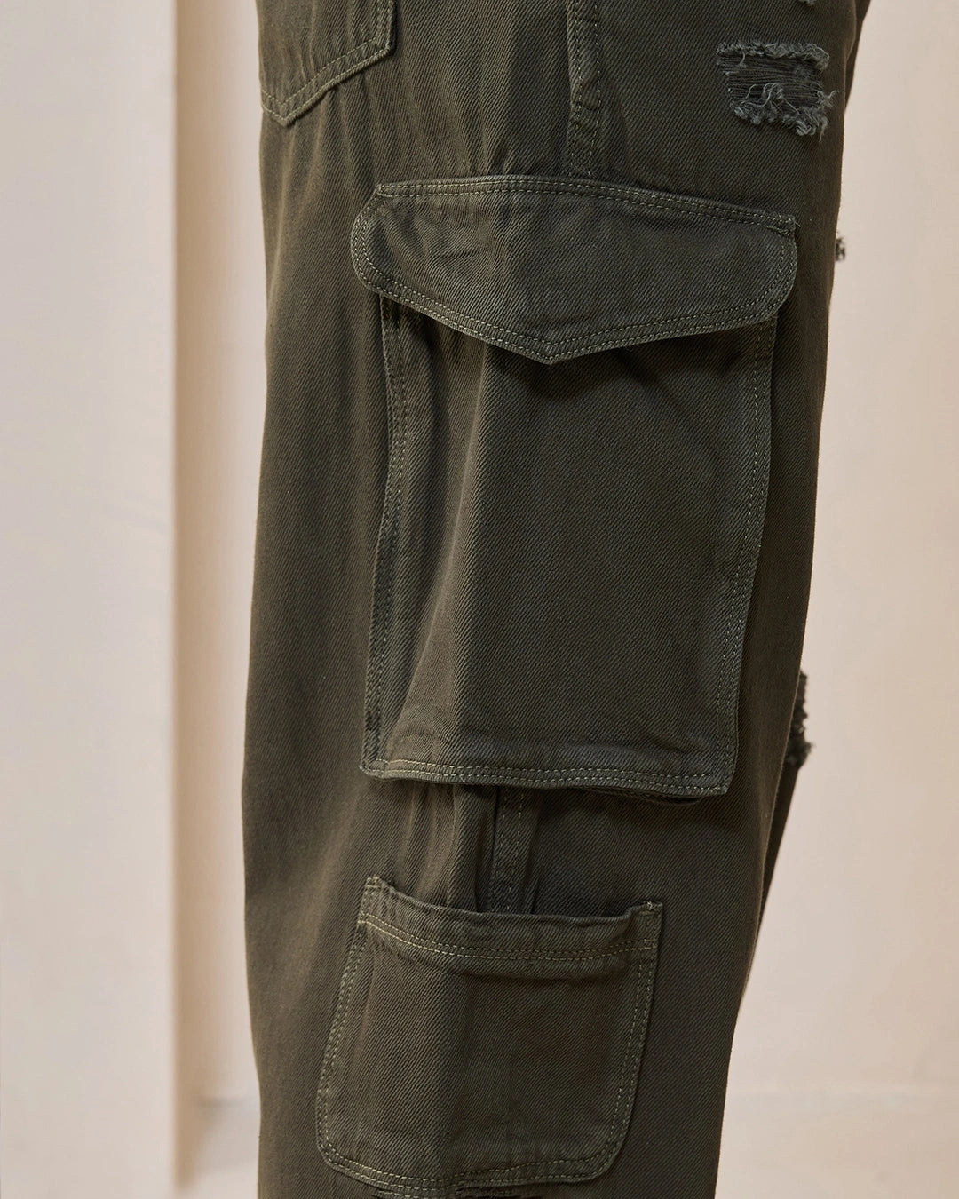 Men's Green Baggy Distressed Straight Fit Jeans  Male Bottamwear